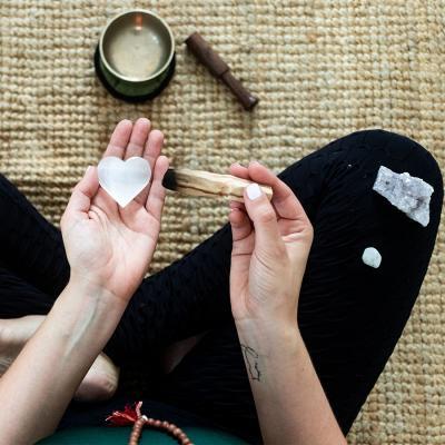 cristais para cuidar do espirito crisoprásio