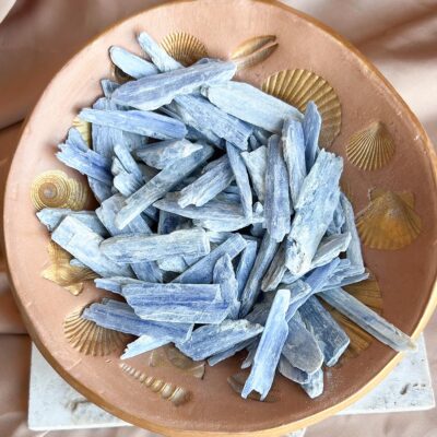 cianite azul em bruto surya cristais