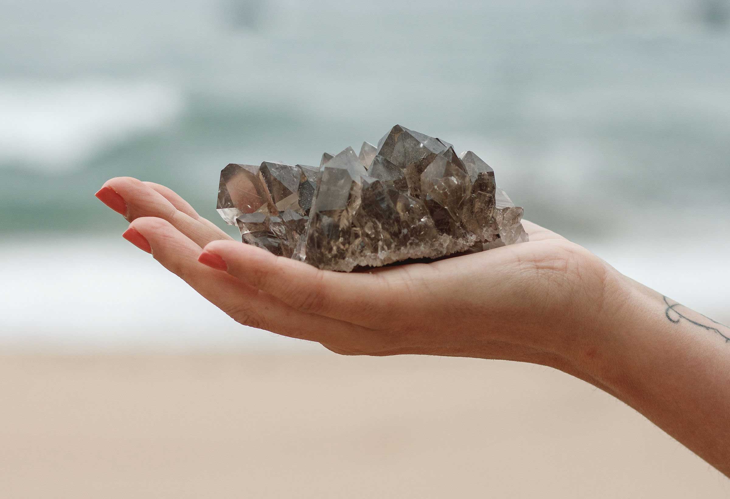 mitos-dos-cristais-surya-cristais