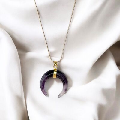 colar com ametista moon