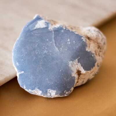 angelite em bruto surya cristais