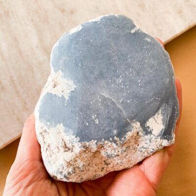 angelite em bruto surya cristais