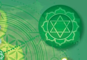 chakra do coracao surya cristais