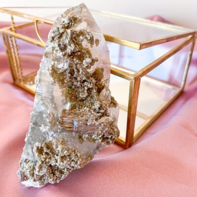 quartzo com pirite surya cristais