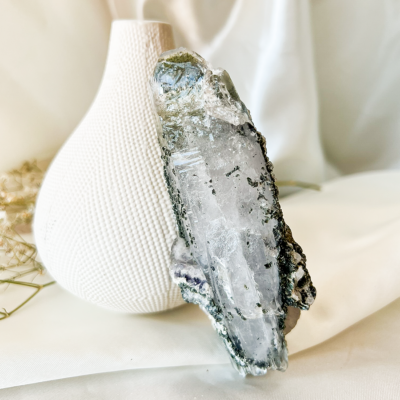 ponta de quartzo portuguesa surya cristais