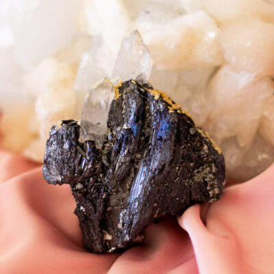ferberite surya cristais