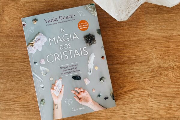 a magia dos cristais livro surya cristais