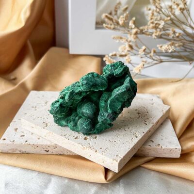 malaquite fibrosa surya cristais