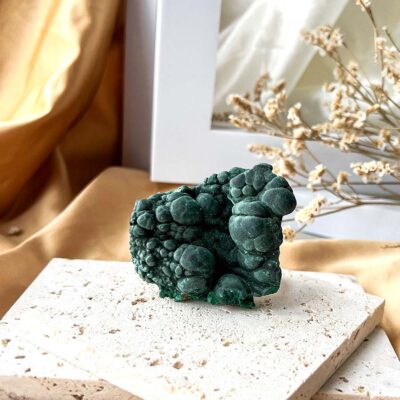 malaquite fibrosa surya cristais