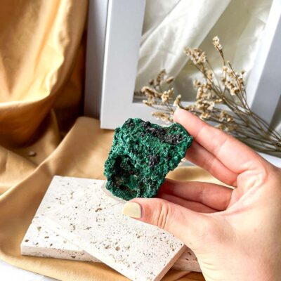 malaquite fibrosa surya cristais