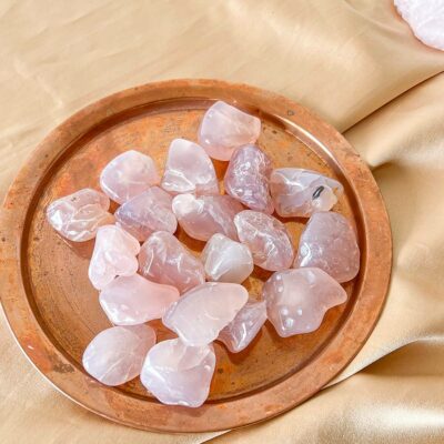 calcedonia rosa surya cristais