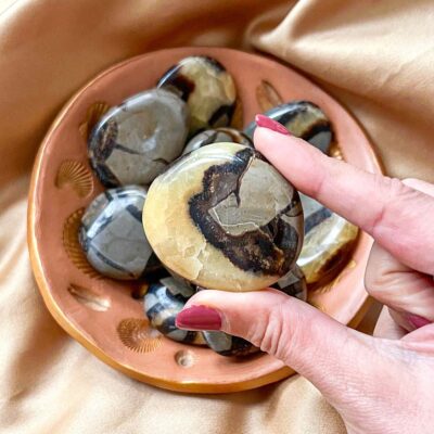 septarian nodular surya cristais