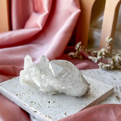 drusa de quartzo português surya cristais