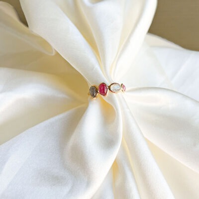 anel com turmalina rosa e labradorite surya cristais