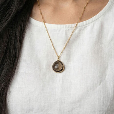 colar com quartzo fumado vitoria surya cristais