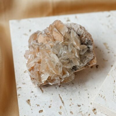 calcite asa de anjo surya cristais