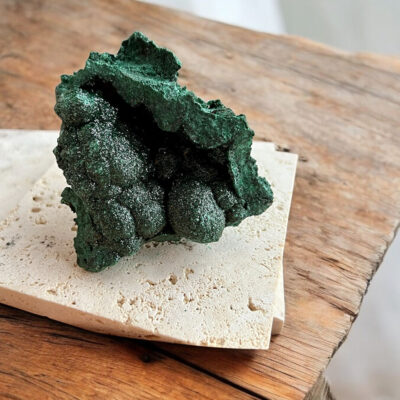 malaquite em bruto surya cristais