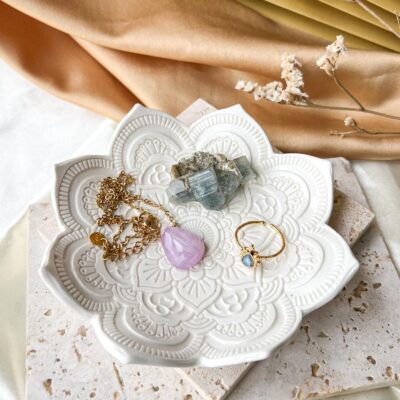 prato mandala surya cristais