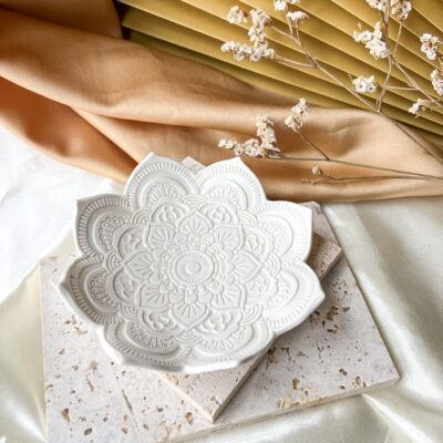 prato mandala surya cristais