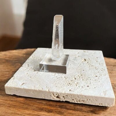 quartzo lemuriano com ponta reta surya cristais