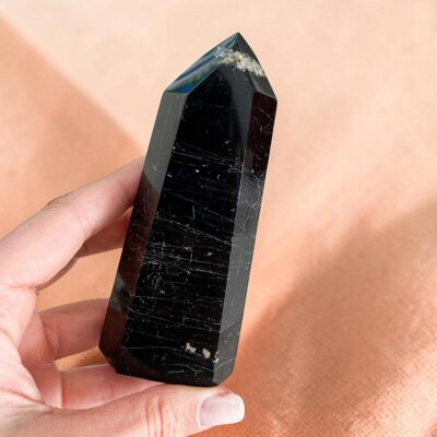 ponta de turmalina negra surya cristais