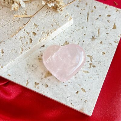 coração de quartzo rosa surya cristais