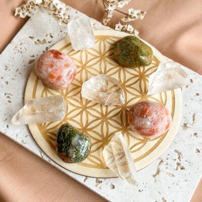 grelha de cristais de prosperidade e abundância surya cristais