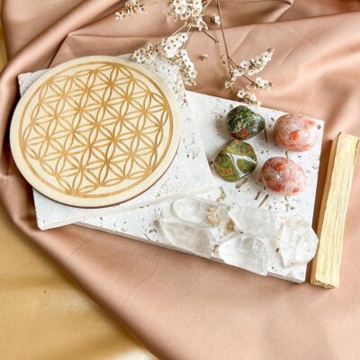 grelha de cristais de prosperidade e abundância surya cristais