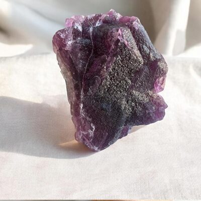 fluorite vermelha e rosa surya cristais