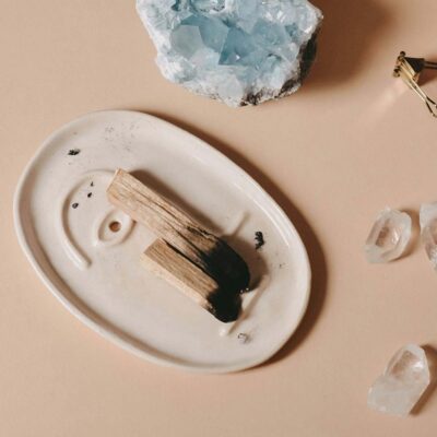 palo santo surya cristais