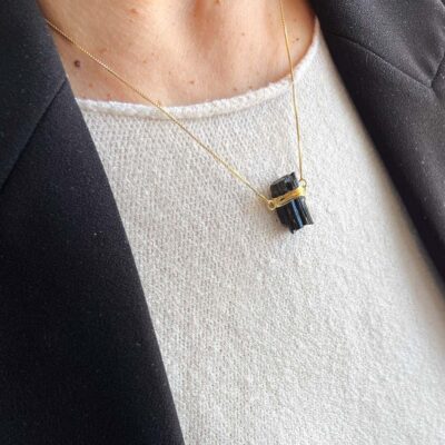 colar com turmalina negra surya cristais