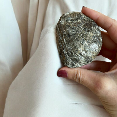 pedra parideira surya cristais