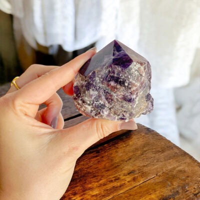 ponta de ametista semi polida surya cristais