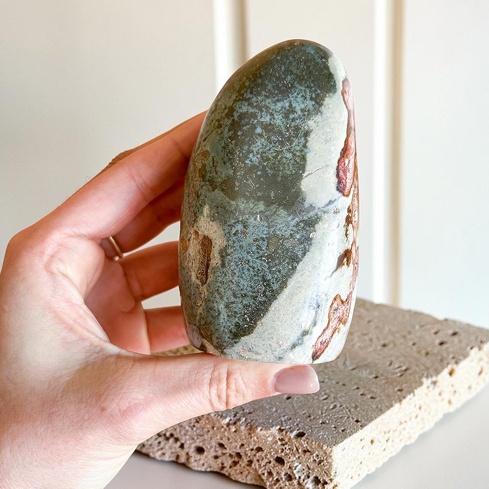 jaspe-policromo-menir-1-suryacristais jaspe policromo menir surya cristais