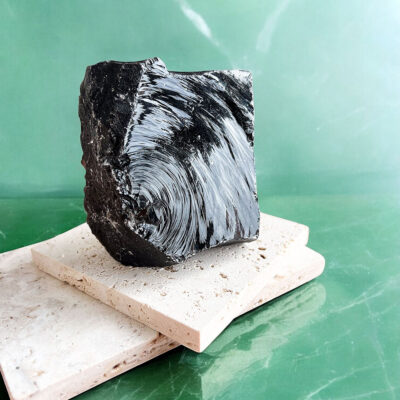 obsidiana negra em bruto surya cristais