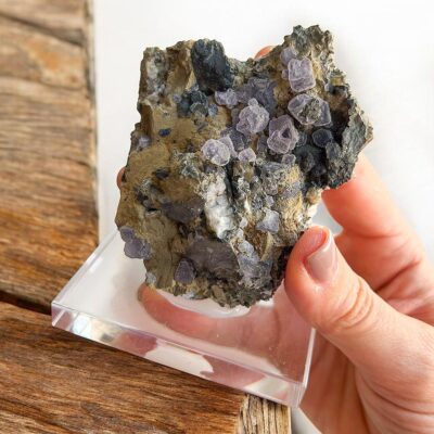 fluorite com clorite surya cristais