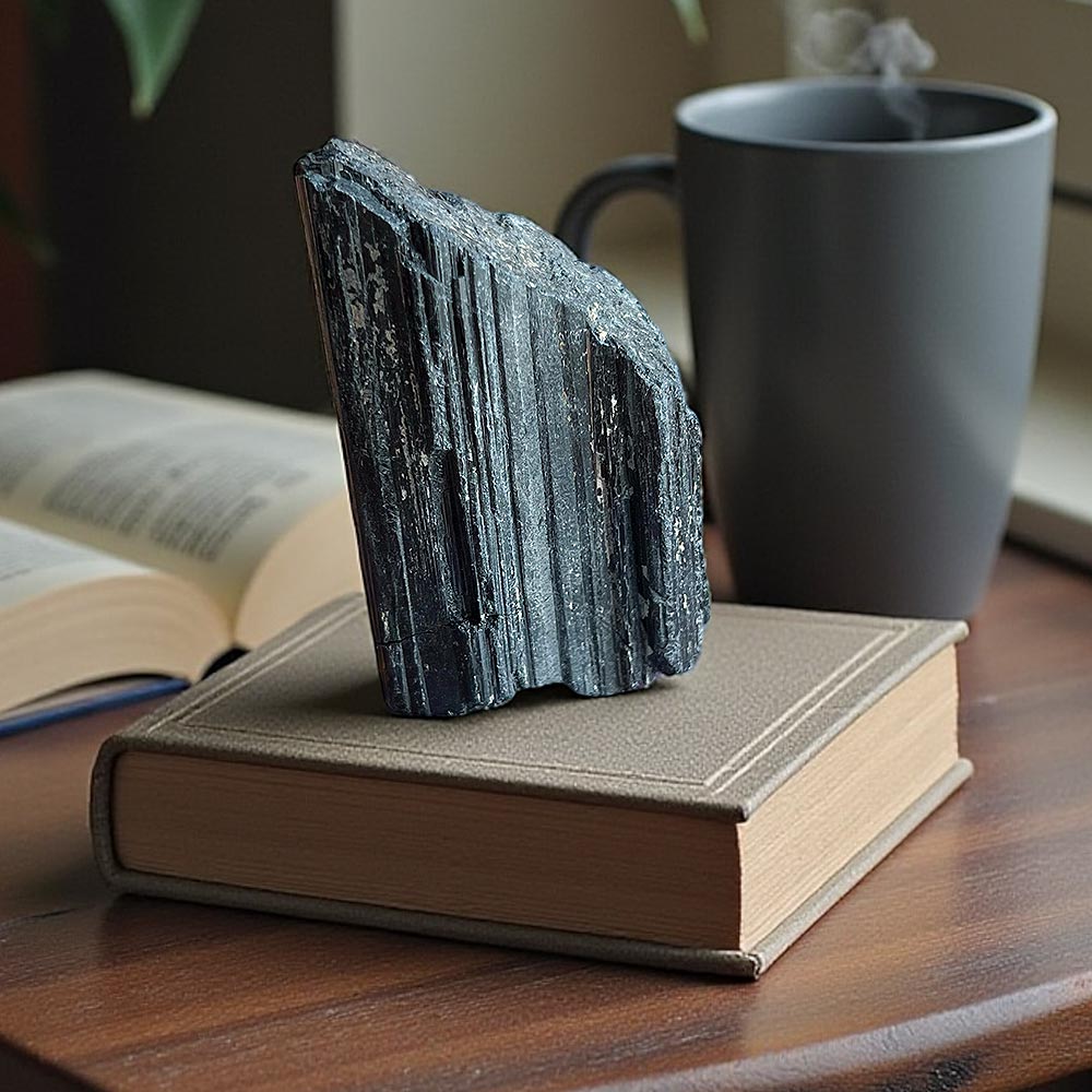 turmalina-negra-bruto-suryacristais2 turmalina negra em bruto surya cristais