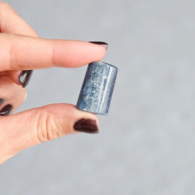 cianite azul polida surya cristais