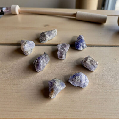 tanzanite surya cristais