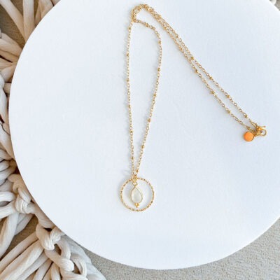 Colar Pedra da Lua Julieta surya cristais