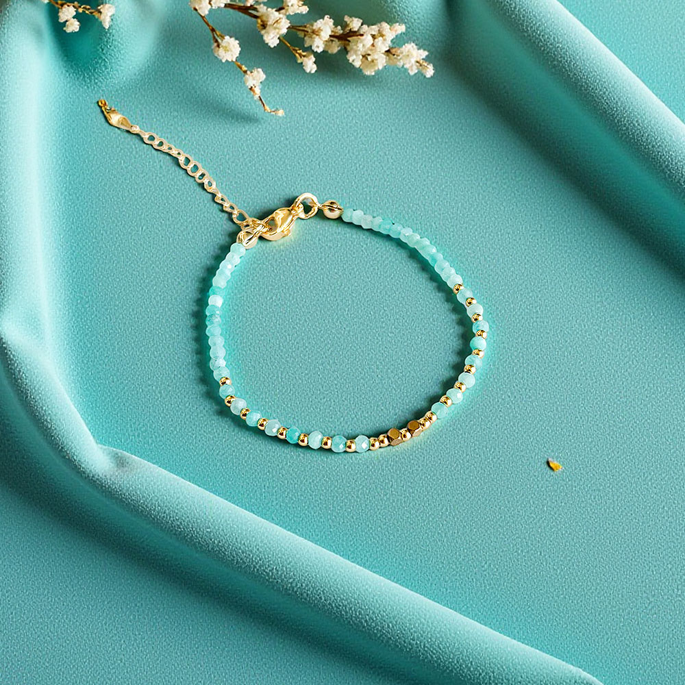 pulseira-de-amazonite-colecao-jing-suryacristais pulseira delicada de amazonite surya cristais