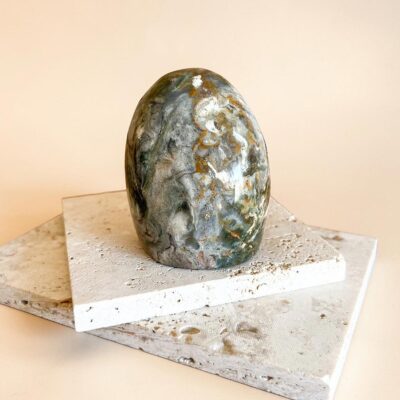 jaspe oceano menir surya cristais