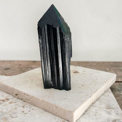 ponta de turmalina negra surya cristais