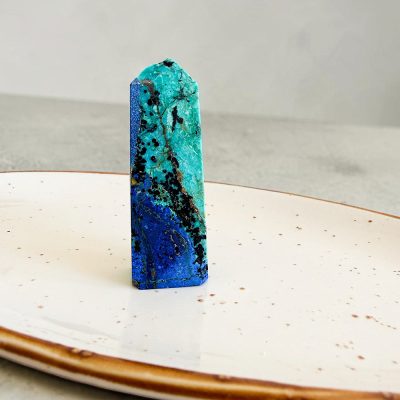 obelisco de crisocola com azurite surya cristais